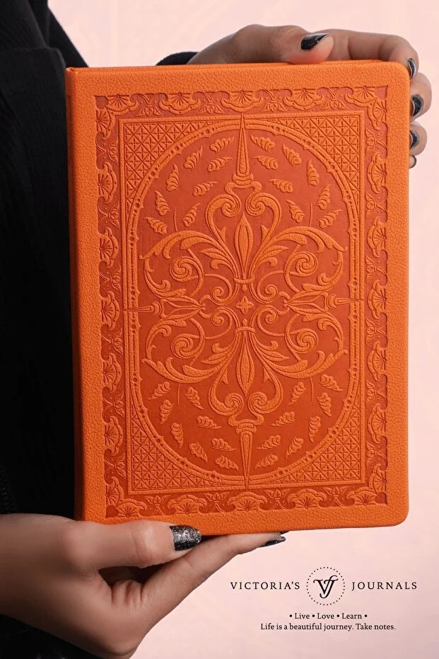 Victoria’s Journals Vintage Old Book Journal Defter 14x20 cm 80 gr 160 Yaprak Çizgili Turuncu